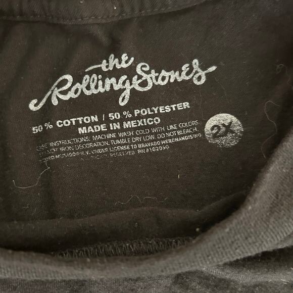 Rolling Stones Red Tongue Graphic Black Tee Size 2X - Picture 3 of 3
